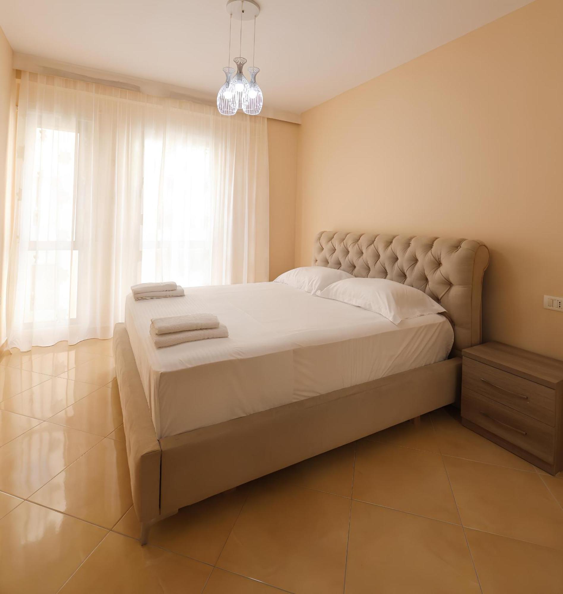 Sea View Apartments Durrës Exterior foto