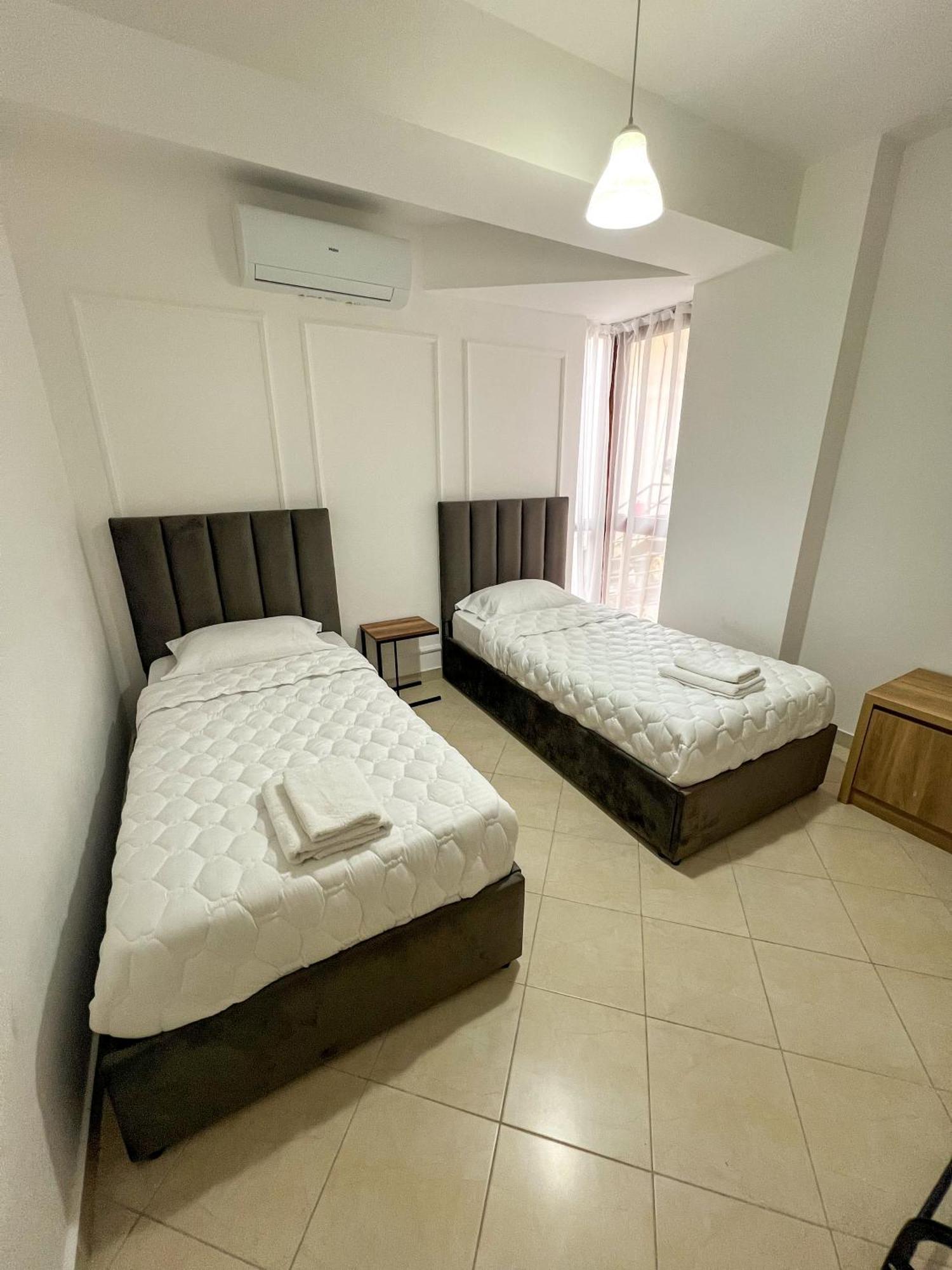Sea View Apartments Durrës Exterior foto